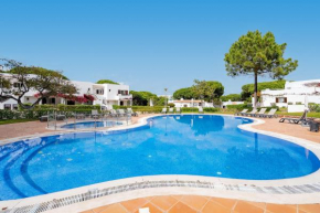 Charming Balaia Golf Village Apartment - Sleeps 6